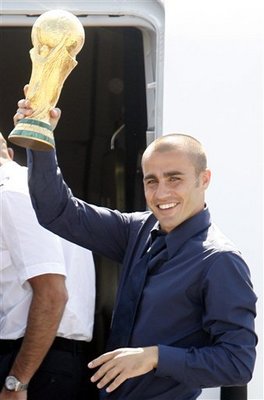 Cannavaro getting on plane