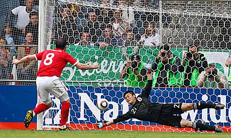 Frank-Lampard-penalty-sav-006