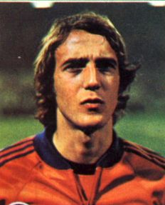 Der Mittelfeldspieler Johan Neeskens war der Grund dafür, dass <b>Rinus Michels</b> ... - neeskens