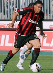 ronaldo-ac-milan.jpg
