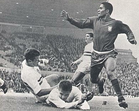 eusebio-1966-portugal-hungary