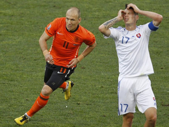 robben and hamsik