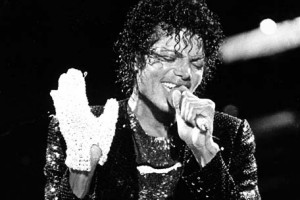 Michael-Jackson-White-Glove